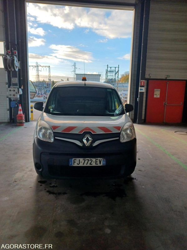 RENAULT KANGOO diesel - Année 2019 - 297.500 km - Van kecil: gambar 2 RENAULT KANGOO diesel - Année 2019 - 297.500 km - Van kecil: gambar 2