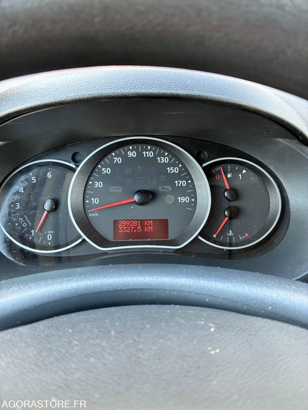 Van kecil RENAULT KANGOO diesel - Année 2020 - 299.300 km: gambar 12
