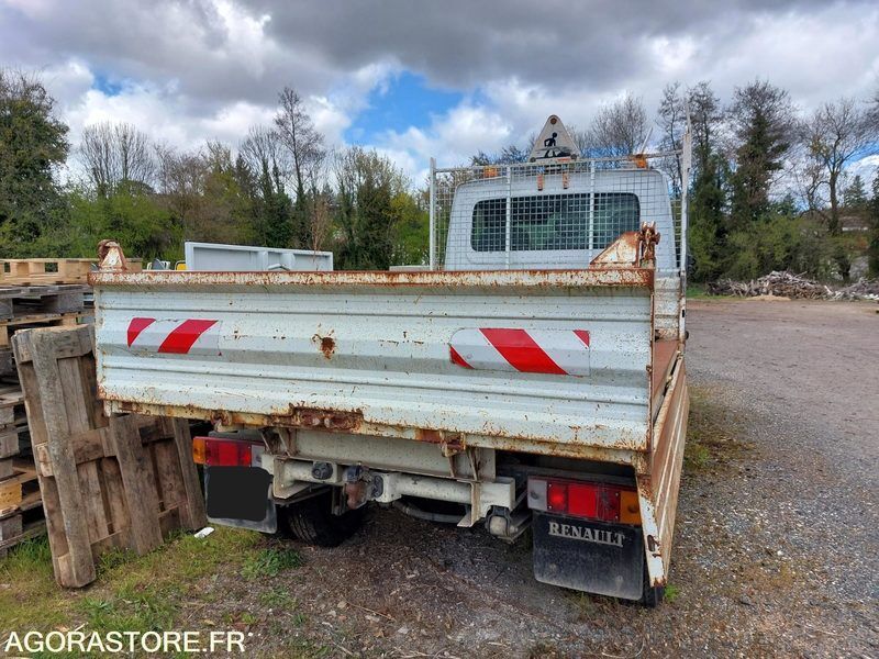 RENAULT MASCOTT pour pièces. Ne circule pas. - Van jungkit: gambar 2 RENAULT MASCOTT pour pièces. Ne circule pas. - Van jungkit: gambar 2