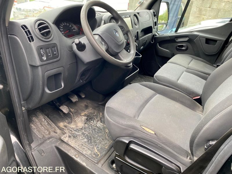 RENAULT MASTER - 06/2019 / 146 569KM - Van panel: gambar 5 RENAULT MASTER - 06/2019 / 146 569KM - Van panel: gambar 5