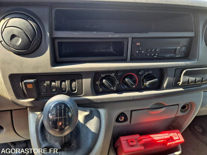 RENAULT MASTER 2.5 DCI 120 CV - 2008 - 182 425km - Van panel: gambar 1 RENAULT MASTER 2.5 DCI 120 CV - 2008 - 182 425km - Van panel: gambar 1