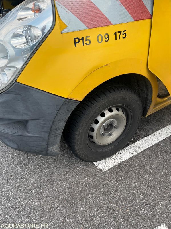 RENAULT - MASTER - 2011 / 285960 KM (P1509175) - Van panel: gambar 5 RENAULT - MASTER - 2011 / 285960 KM (P1509175) - Van panel: gambar 5
