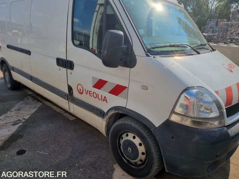 RENAULT MASTER FOURGON de 2005 - 253000 km (R3B246) - Van panel: gambar 1 RENAULT MASTER FOURGON de 2005 - 253000 km (R3B246) - Van panel: gambar 1