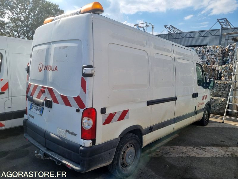 RENAULT MASTER FOURGON de 2005 - 253000 km (R3B246) - Van panel: gambar 4 RENAULT MASTER FOURGON de 2005 - 253000 km (R3B246) - Van panel: gambar 4