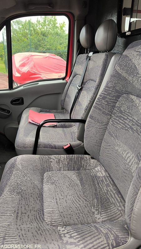 RENAULT MASTER II 2,5DCI - 2006 - Van panel: gambar 3 RENAULT MASTER II 2,5DCI - 2006 - Van panel: gambar 3