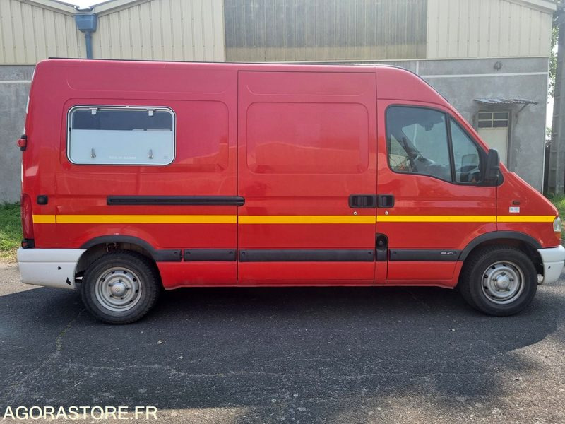 RENAULT MASTER L2H2 - CL 646 AB - 118636 Kms - Van panel: gambar 4 RENAULT MASTER L2H2 - CL 646 AB - 118636 Kms - Van panel: gambar 4
