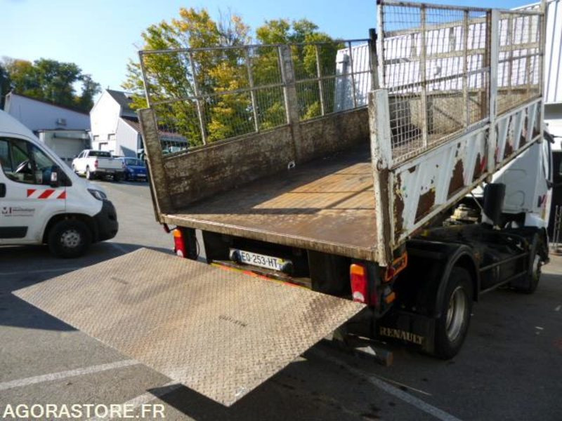 RENAULT MIDLUM 220 DCI BENNE HAYON 174900kms 2003 - Truk jungkit: gambar 5 RENAULT MIDLUM 220 DCI BENNE HAYON 174900kms 2003 - Truk jungkit: gambar 5