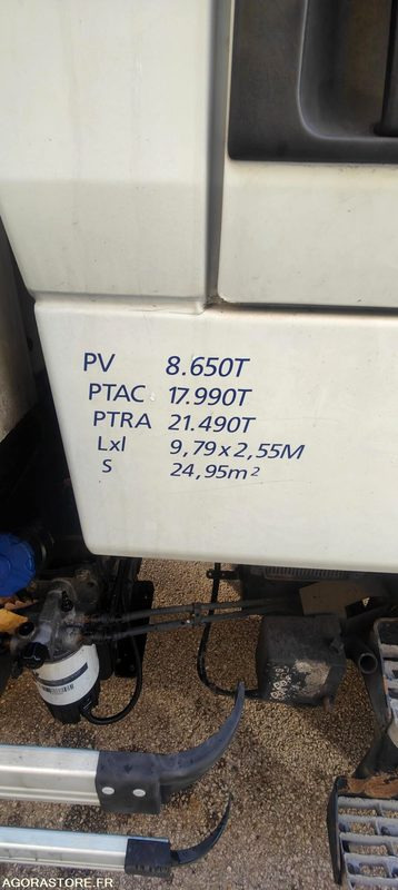 RENAULT MIDLUM AUTO ECOLE 240 DXI - 2009 - 332470 Kms - Truk dengan terpal samping: gambar 4 RENAULT MIDLUM AUTO ECOLE 240 DXI - 2009 - 332470 Kms - Truk dengan terpal samping: gambar 4