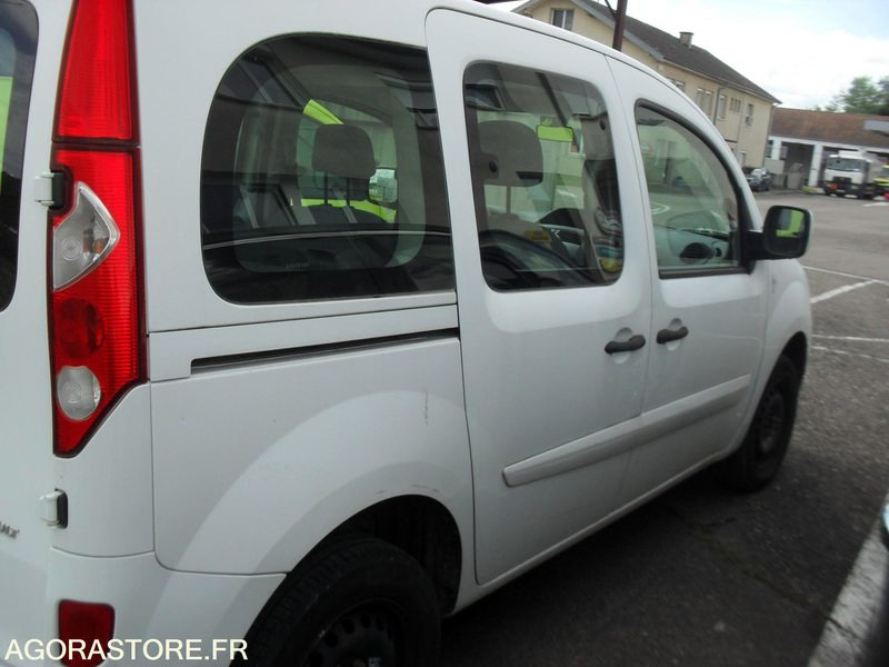 RENAULT NEW KANGOO - Mobil: gambar 3 RENAULT NEW KANGOO - Mobil: gambar 3