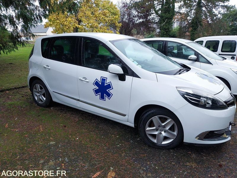 RENAULT SCENIC 2015 226431kms - Mobil: gambar 2 RENAULT SCENIC 2015 226431kms - Mobil: gambar 2