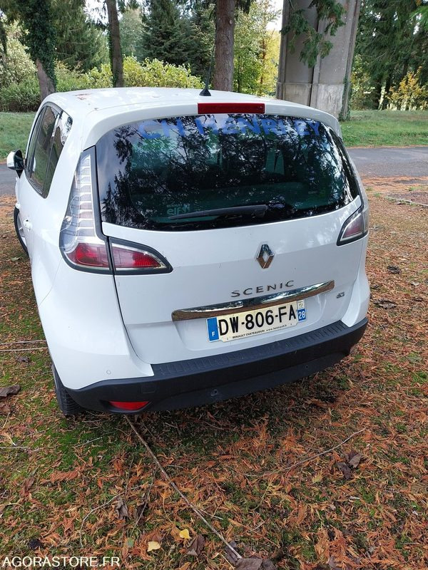 RENAULT SCENIC 2015 226431kms - Mobil: gambar 4 RENAULT SCENIC 2015 226431kms - Mobil: gambar 4