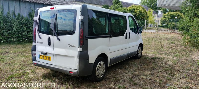 RENAULT TRAFIC II - Bus mini, Van penumpang: gambar 2 RENAULT TRAFIC II - Bus mini, Van penumpang: gambar 2