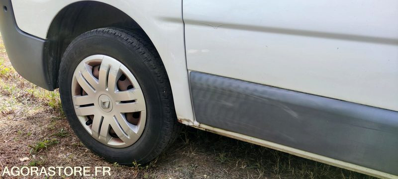 RENAULT TRAFIC II - Bus mini, Van penumpang: gambar 3 RENAULT TRAFIC II - Bus mini, Van penumpang: gambar 3