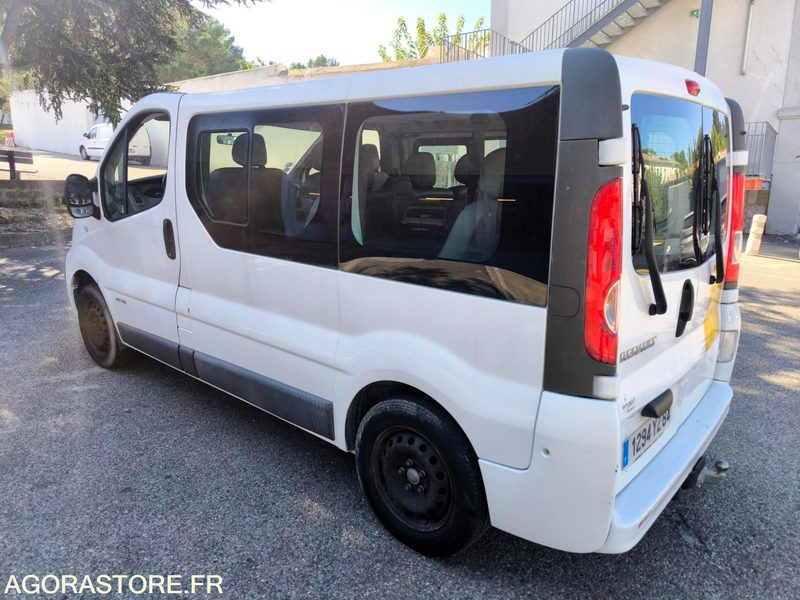 RENAULT TRAFIC MINI BUS BVA - Bus mini, Van penumpang: gambar 4 RENAULT TRAFIC MINI BUS BVA - Bus mini, Van penumpang: gambar 4