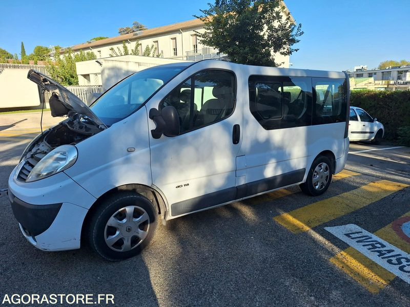 RENAULT TRAFIC - Bus mini, Van penumpang: gambar 1 RENAULT TRAFIC - Bus mini, Van penumpang: gambar 1