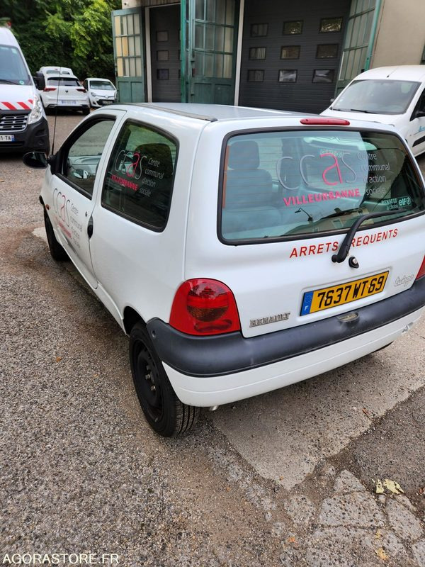 RENAULT TWINGO - Mobil: gambar 4 RENAULT TWINGO - Mobil: gambar 4