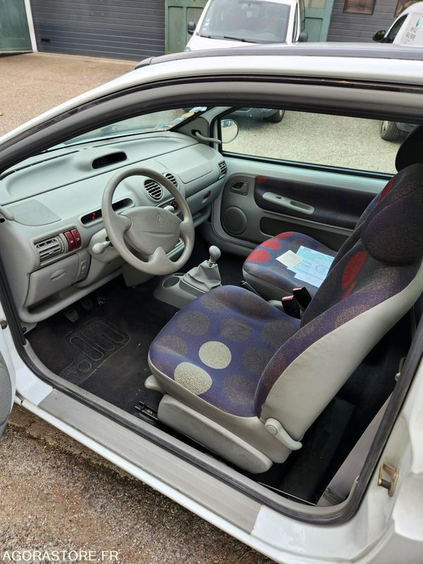RENAULT TWINGO - Mobil: gambar 5 RENAULT TWINGO - Mobil: gambar 5