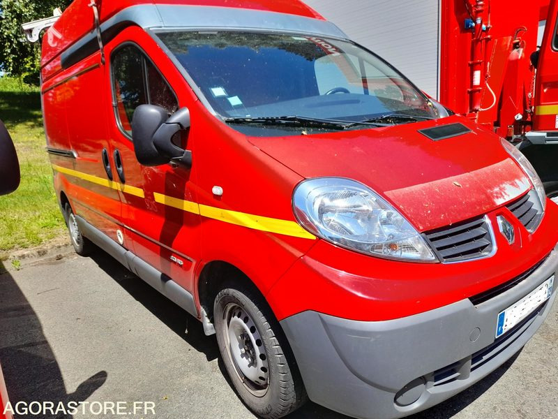 RENAULT Trafic II Fourgon Phase 2 L2H2 1200kg 2.0 dCi 16V 115 cv (MECA 562) - Van panel: gambar 1 RENAULT Trafic II Fourgon Phase 2 L2H2 1200kg 2.0 dCi 16V 115 cv (MECA 562) - Van panel: gambar 1