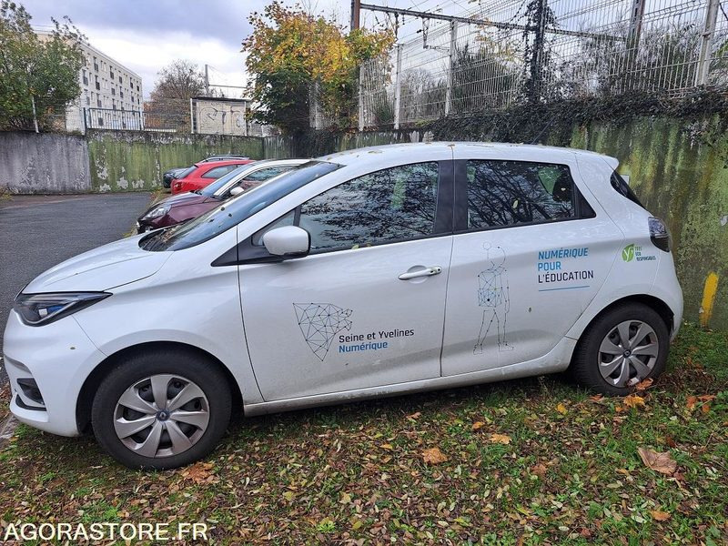 RENAULT - ZOE - 2019 - 41 000KM - Mobil: gambar 2 RENAULT - ZOE - 2019 - 41 000KM - Mobil: gambar 2