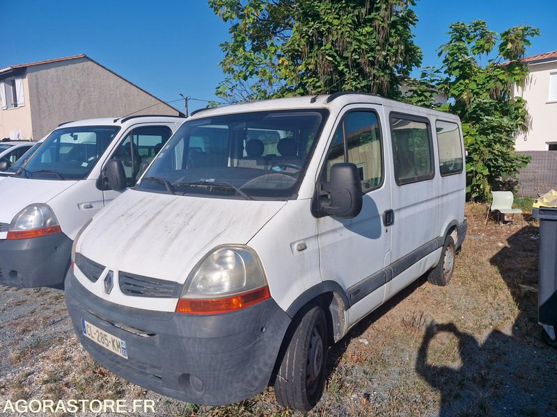 Ranault Master II AUTOBUS/AUTOCAR 2.5 DCI 160545kms 2007 - Bus mini, Van penumpang: gambar 1 Ranault Master II AUTOBUS/AUTOCAR 2.5 DCI 160545kms 2007 - Bus mini, Van penumpang: gambar 1