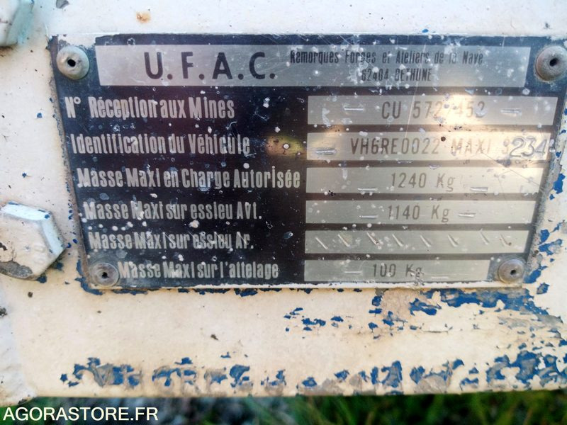 Remorque basculante UFAG - Semi-trailer flatbed: gambar 5 Remorque basculante UFAG - Semi-trailer flatbed: gambar 5