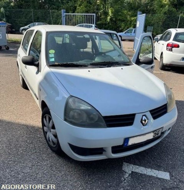 Renault CLIO 2 - Mobil: gambar 2 Renault CLIO 2 - Mobil: gambar 2