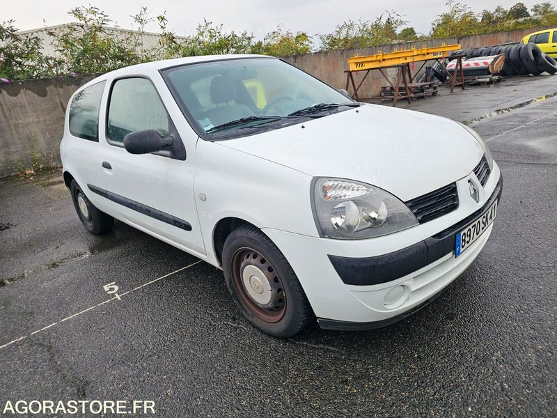 Renault Clio - 2005 - 94635KM - 8970SK41 - Mobil: gambar 2 Renault Clio - 2005 - 94635KM - 8970SK41 - Mobil: gambar 2