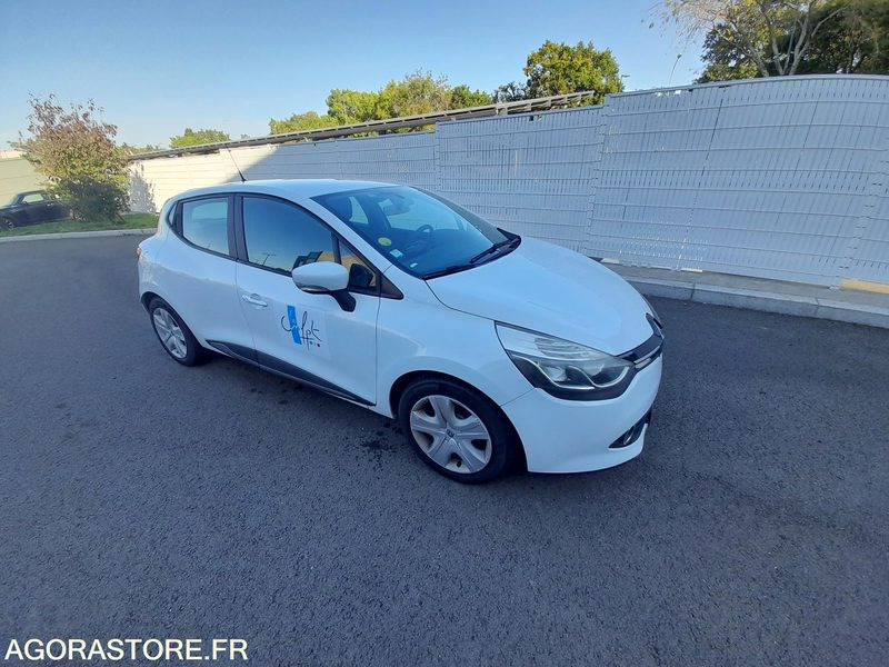Renault - Clio - 2013 - 158535KM - Mobil: gambar 2 Renault - Clio - 2013 - 158535KM - Mobil: gambar 2
