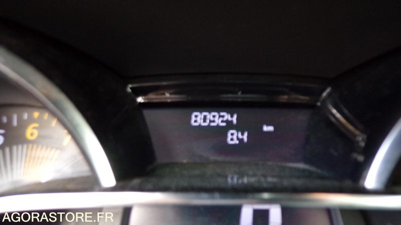 Renault Clio 4 DQ-031-CM (BP) - Mobil: gambar 5 Renault Clio 4 DQ-031-CM (BP) - Mobil: gambar 5