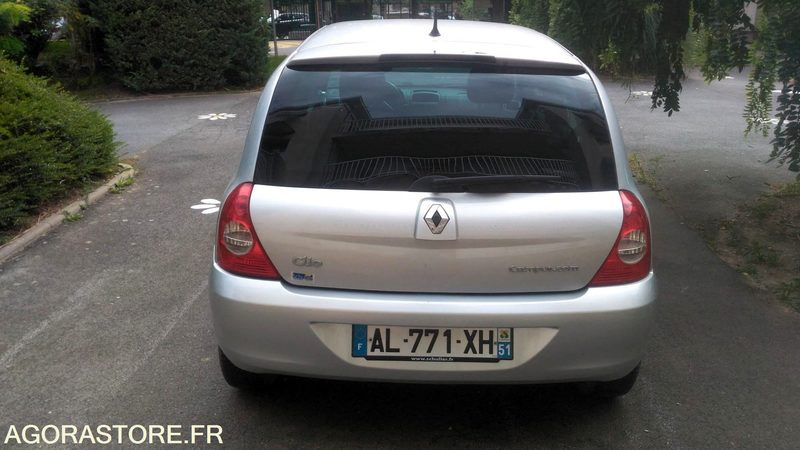 Renault Clio Campus 155254 kms 2010 - Mobil: gambar 3 Renault Clio Campus 155254 kms 2010 - Mobil: gambar 3
