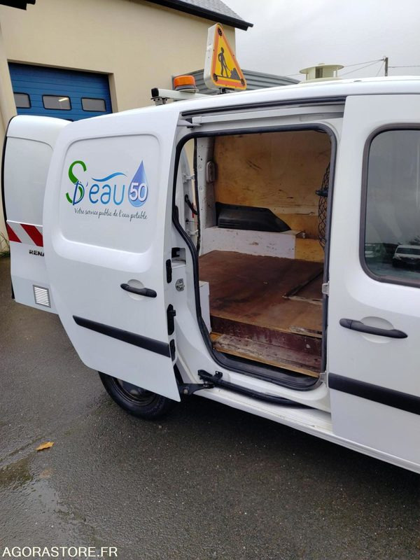 Van kecil Renault KANGOO: gambar 6