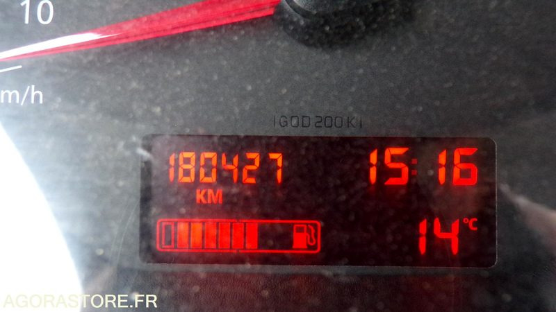 Van kecil Renault Kangoo DQ-904-LH (BP): gambar 12 Van kecil Renault Kangoo DQ-904-LH (BP): gambar 12