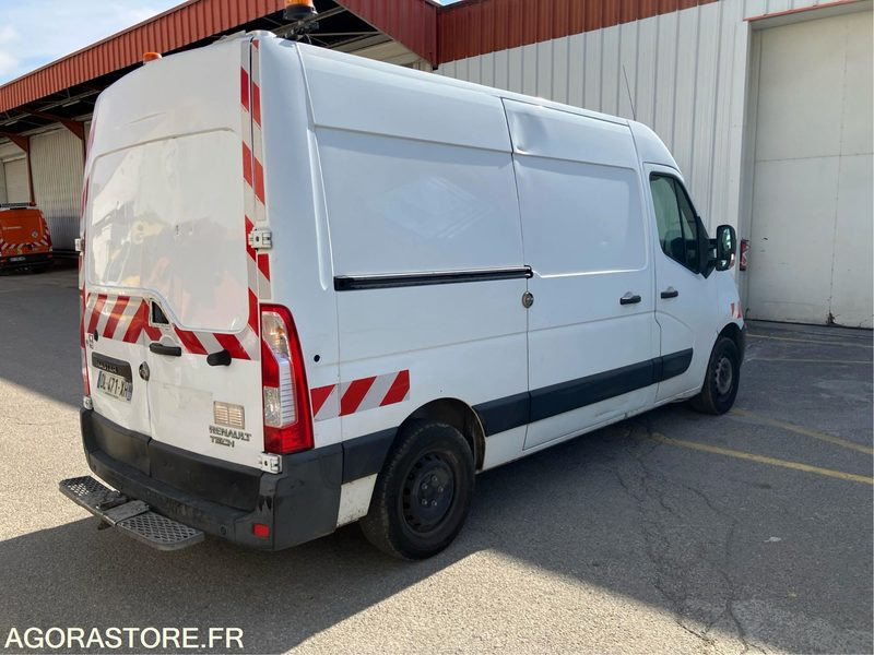 Renault - Master - 2014 - 295483kms (P1511343) - Van panel: gambar 2 Renault - Master - 2014 - 295483kms (P1511343) - Van panel: gambar 2