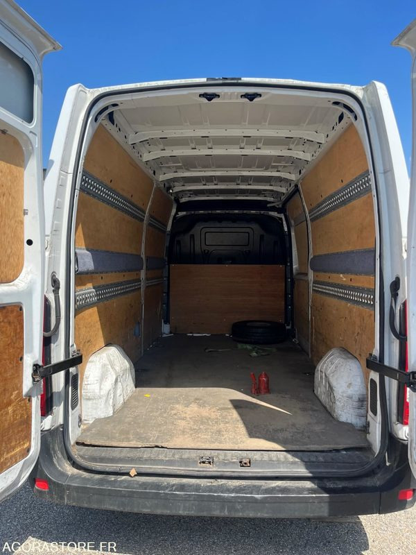 Renault Master III FG F3500 L3H2 - 2019 - 196 000km - Van panel: gambar 5 Renault Master III FG F3500 L3H2 - 2019 - 196 000km - Van panel: gambar 5