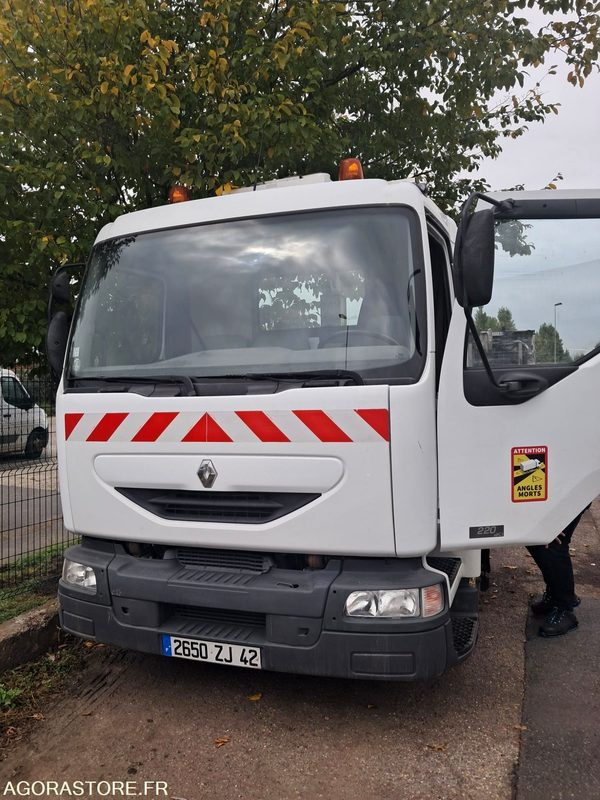 Renault Midlum 2650 ZJ 42 - Hook lift: gambar 2 Renault Midlum 2650 ZJ 42 - Hook lift: gambar 2