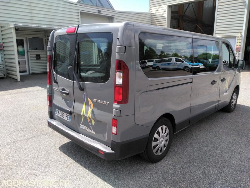 Renault Trafic 2017 114300 kms - Bus mini, Van penumpang: gambar 3 Renault Trafic 2017 114300 kms - Bus mini, Van penumpang: gambar 3