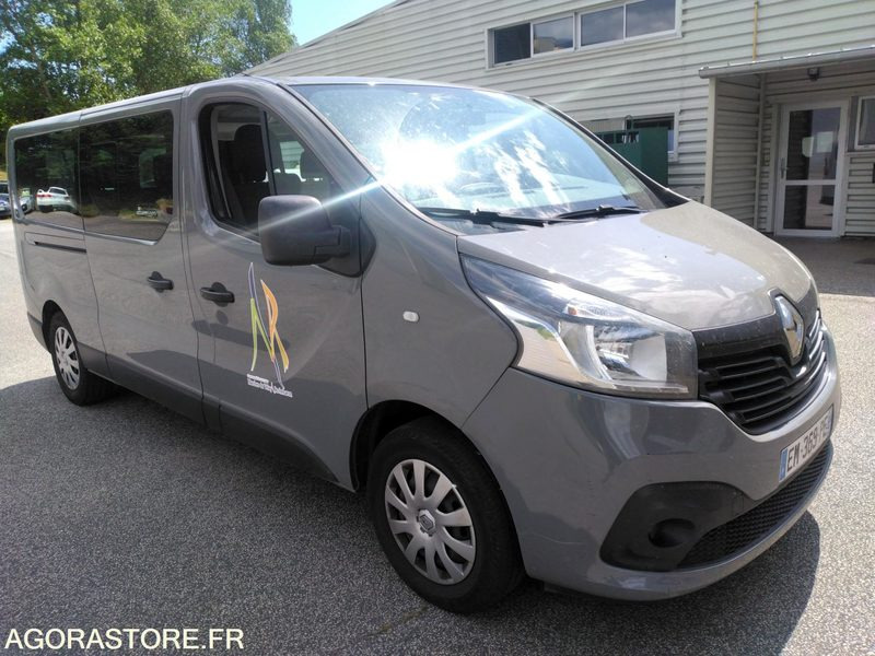 Renault Trafic 2017 114300 kms - Bus mini, Van penumpang: gambar 2 Renault Trafic 2017 114300 kms - Bus mini, Van penumpang: gambar 2