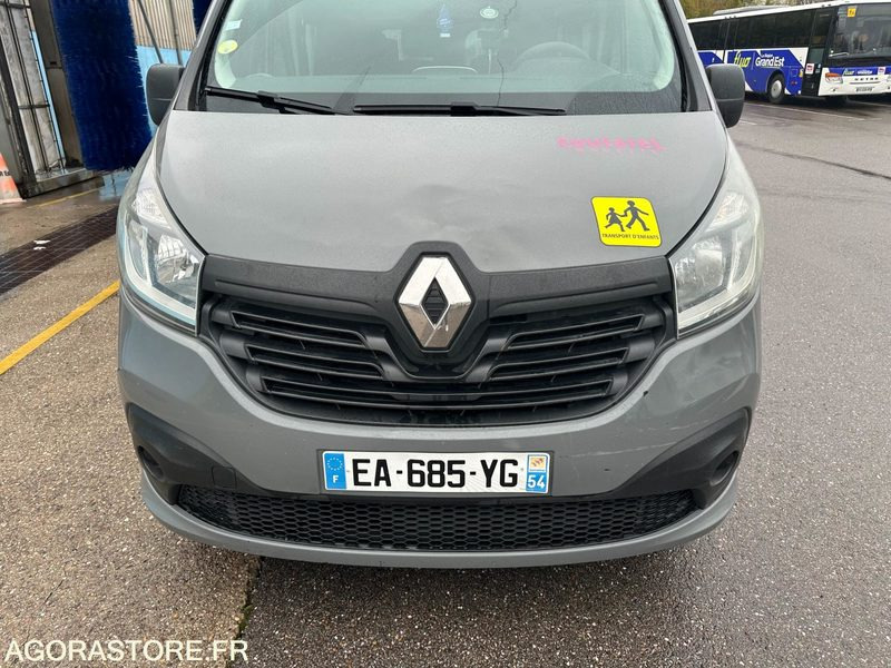 Renault Trafic 9 places / EA-685-YG / 329 719kms - Bus mini, Van penumpang: gambar 2 Renault Trafic 9 places / EA-685-YG / 329 719kms - Bus mini, Van penumpang: gambar 2