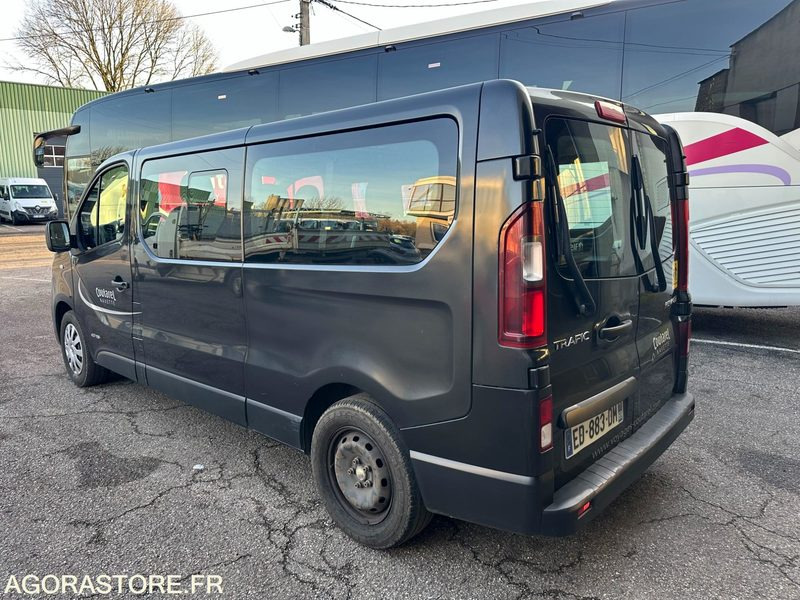 Renault Trafic 9 places / ED-883-DM / 274 888kms - Bus mini, Van penumpang: gambar 3 Renault Trafic 9 places / ED-883-DM / 274 888kms - Bus mini, Van penumpang: gambar 3
