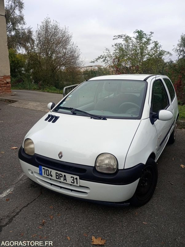 Renault Twingo 2005 108501kms - Mobil: gambar 1 Renault Twingo 2005 108501kms - Mobil: gambar 1