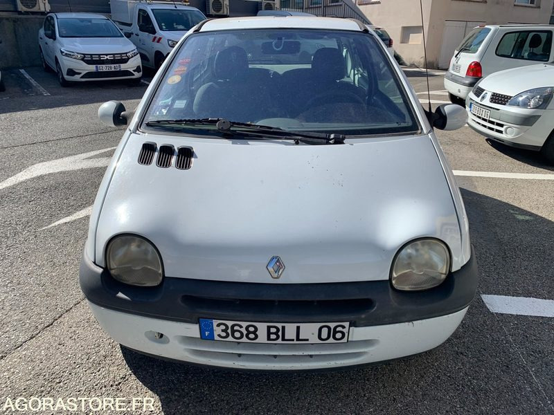 Renault Twingo - 2005 - 149 462 kms - 368 BLL 06 - Mobil: gambar 1 Renault Twingo - 2005 - 149 462 kms - 368 BLL 06 - Mobil: gambar 1
