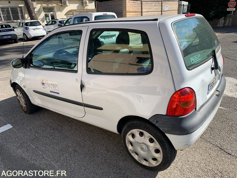 Renault Twingo - 2005 - 149 462 kms - 368 BLL 06 - Mobil: gambar 5 Renault Twingo - 2005 - 149 462 kms - 368 BLL 06 - Mobil: gambar 5