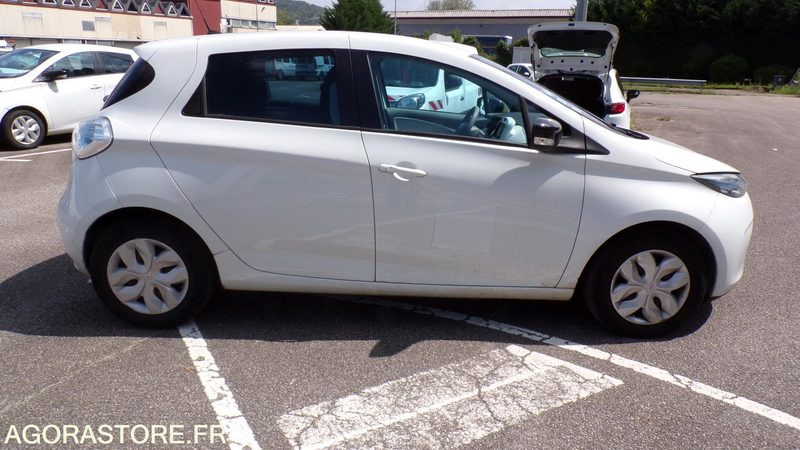 Renault Zoe DP-443-XL (BP) - Mobil: gambar 4 Renault Zoe DP-443-XL (BP) - Mobil: gambar 4