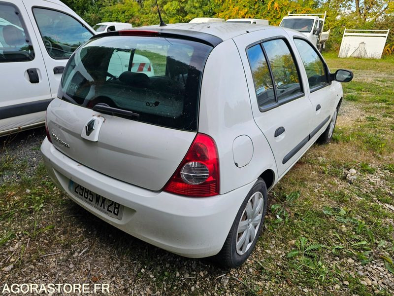 Renault clio - 2008 - 189212km - 2985WX28 - Mobil: gambar 3 Renault clio - 2008 - 189212km - 2985WX28 - Mobil: gambar 3