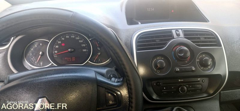 Renault kangoo 1.2 tce 115 cv 93121 kms Annee 2018 Clim Gps - Van kecil: gambar 4 Renault kangoo 1.2 tce 115 cv 93121 kms Annee 2018 Clim Gps - Van kecil: gambar 4