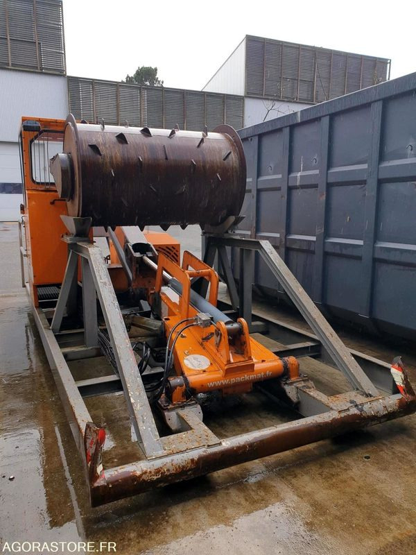 Rouleau compacteur Packmat System sur berce 2015 - Roller: gambar 3 Rouleau compacteur Packmat System sur berce 2015 - Roller: gambar 3