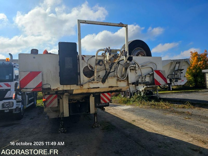 SEMI-REMORQUE PORTE ENGIN KAISER - 2001 - 128CLW77 (MPE057) - Trailer low bed: gambar 4 SEMI-REMORQUE PORTE ENGIN KAISER - 2001 - 128CLW77 (MPE057) - Trailer low bed: gambar 4