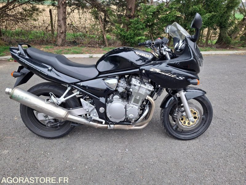 SUZUKI-600-BANDIT-S-2000-A2 - Sepeda motor: gambar 1 SUZUKI-600-BANDIT-S-2000-A2 - Sepeda motor: gambar 1