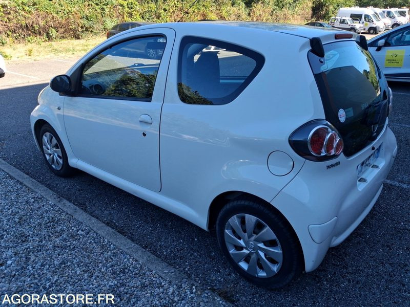 TOYOTA AYGO - Van kecil: gambar 4 TOYOTA AYGO - Van kecil: gambar 4