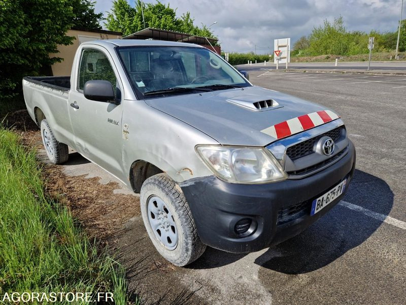 TOYOTA HILLUX - BA675PV - 2010 / 141 633 KM - Mobil: gambar 2 TOYOTA HILLUX - BA675PV - 2010 / 141 633 KM - Mobil: gambar 2